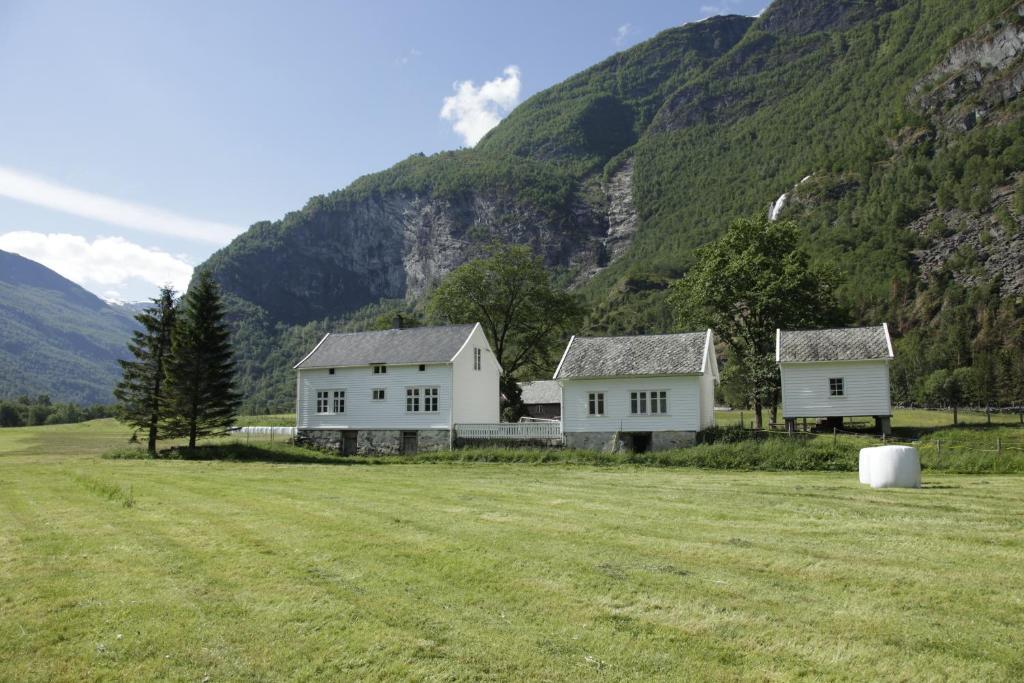 Brekke Gard Hostel Flåm Buitenkant foto