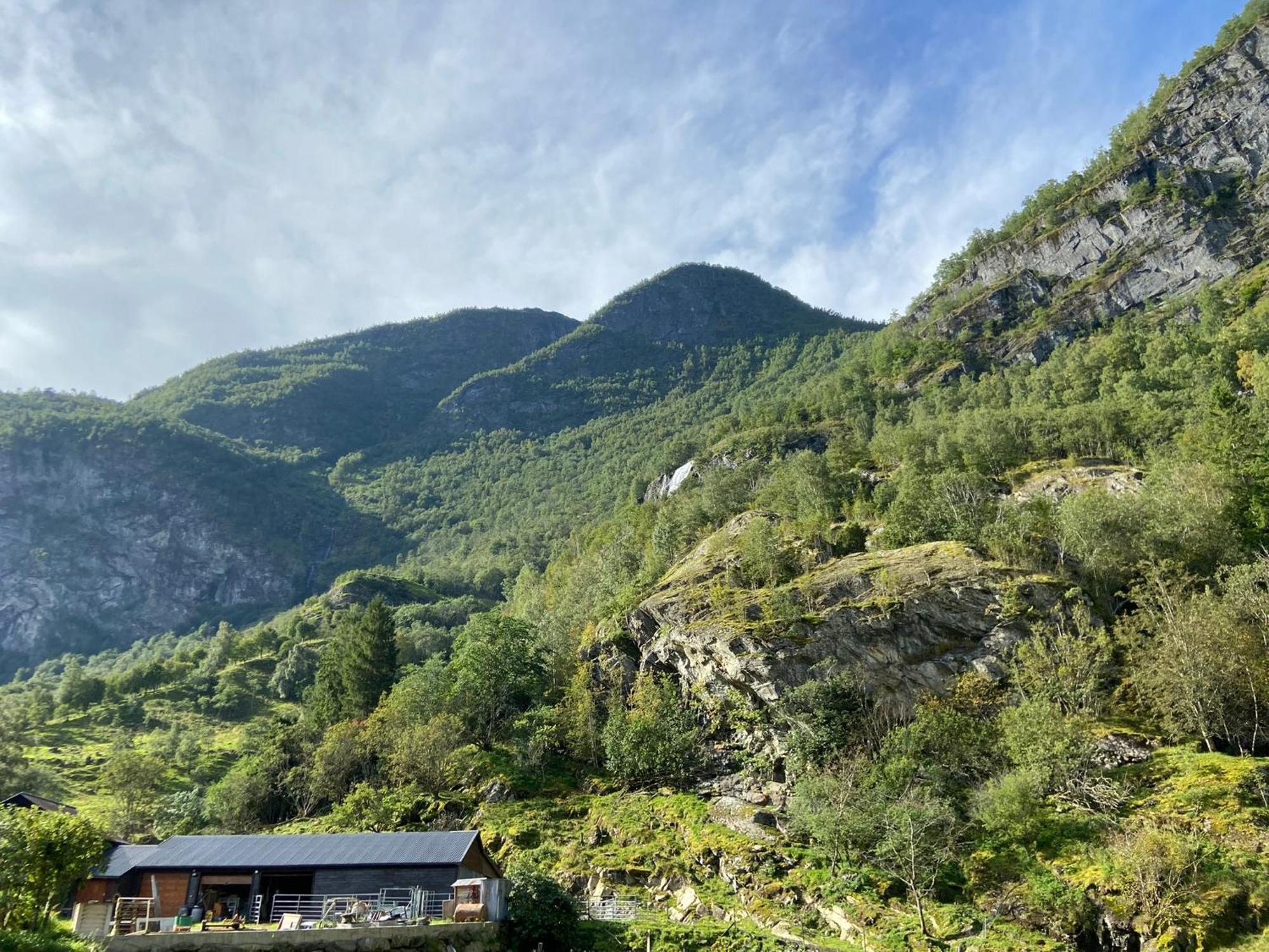 Brekke Gard Hostel Flåm Buitenkant foto